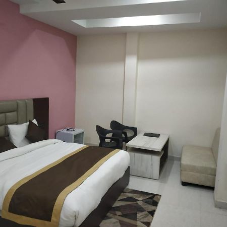 Hotel Hirapanna Bareilly Luaran gambar