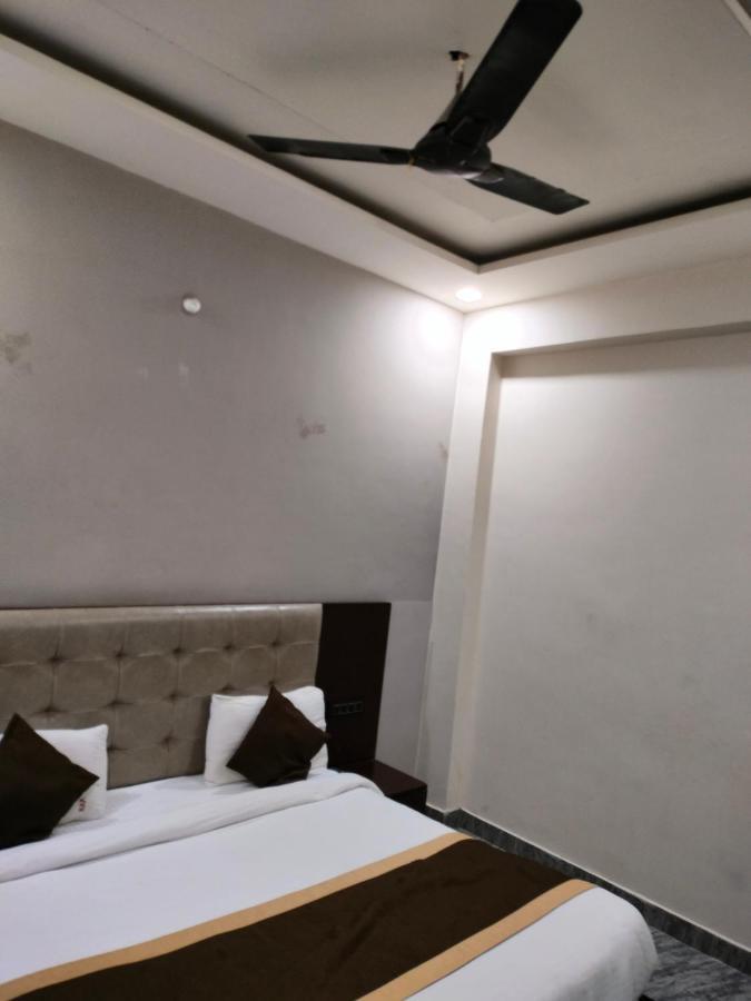 Hotel Hirapanna Bareilly Luaran gambar