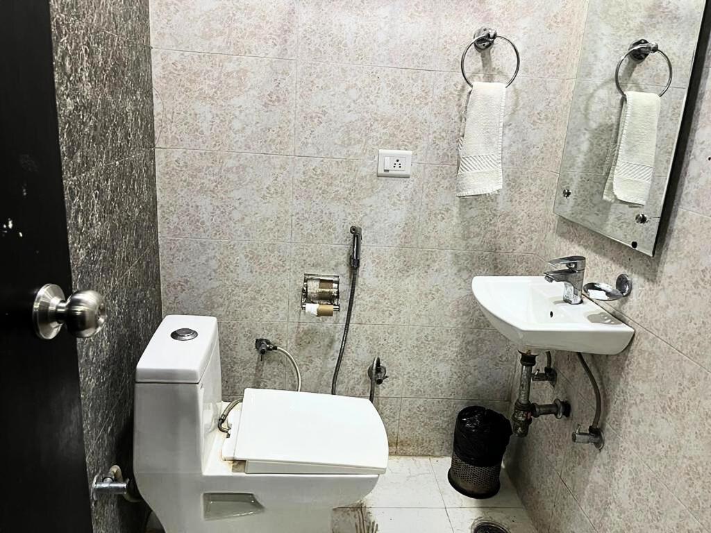 Hotel Hirapanna Bareilly Luaran gambar